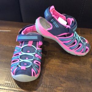 Keen style cat and Jack sandals